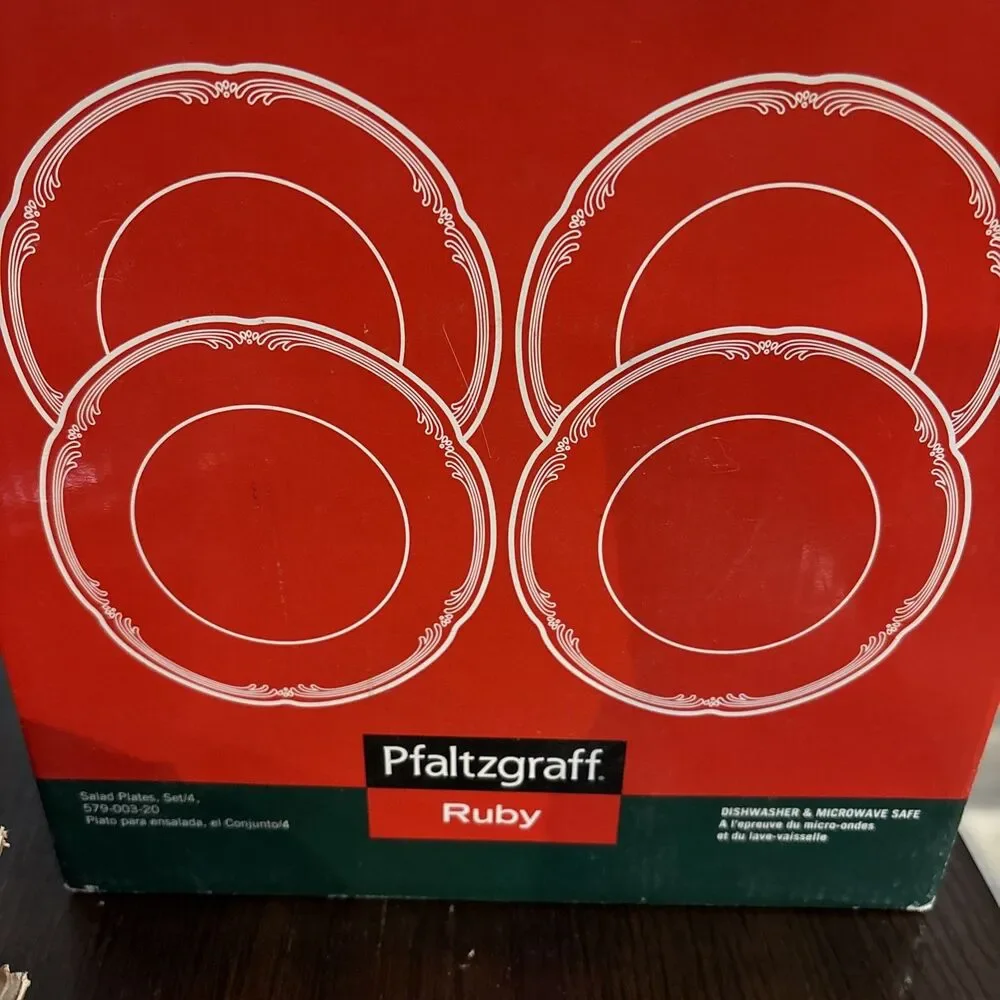 Pfaltzgraff product set